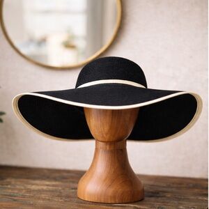 Wide Brim Black Straw Sun Hat Black with White Trim – Packable / Foldable